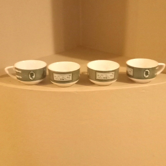 Vintage-Colonial Homestead by Royal. 4 π΅ Bundle - Picture 9 of 12